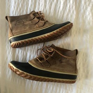 EUC Sorel out n about duck winter rain boot 7.5